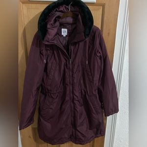 Gap winter coat with faux fur lined hood